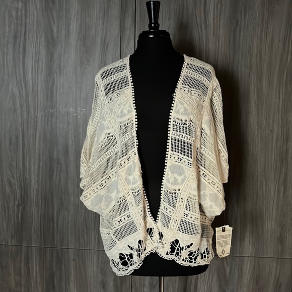 Democracy Tops - Democracy kimono